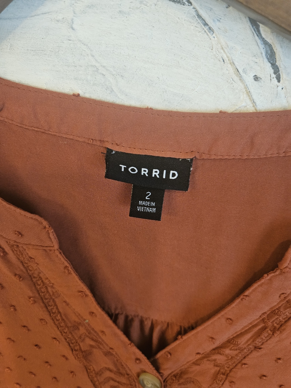 torrid Rust Textured Button-Down Blouse - Picture 2 of 5